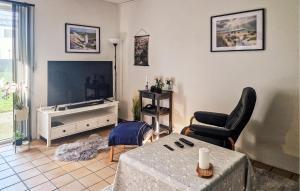 1 Bedroom Amazing Apartment In Løkken
