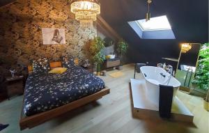 Cozy Home In Bouillon With Wifi