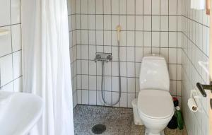 Amazing Home In Ulfborg With Wifi