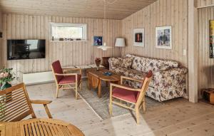 3 Bedroom Cozy Home In Løkken