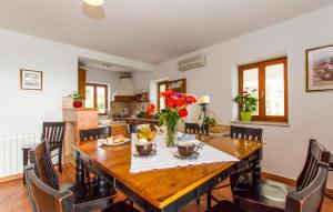 Awesome Home In Labin