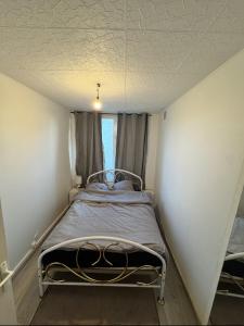 Appartements T2 ideal pour concerts, matchs & salons a Lyon ! : photos des chambres
