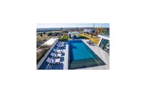 Lovely Home In Smokovic