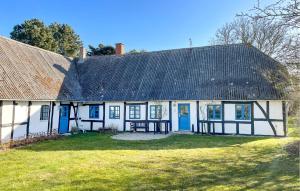 Cozy Home In Horslunde With Wifi