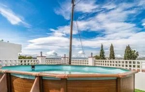 Nice Home In Alhaurin De La Torre - 阿尔豪林格朗德