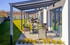 3 Bedroom Amazing Home In Wodnica - Pęplino