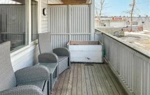 Awesome Apartment In Bodø With Wifi - 弗于斯克