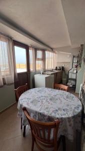 Cozi 2BD Apartment with Sea View in the Old Town of Sozopol