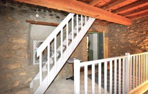 Maisons de vacances Gorgeous Home In Laroque Des Alberes : photos des chambres