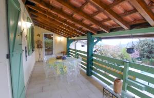 Maisons de vacances Lovely Home In Veyras : photos des chambres