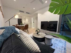 Luxury 1B Aprt in BNE City Land mark Queens Wharf