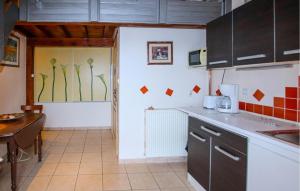 Maisons de vacances Lovely Home In Veyras : photos des chambres