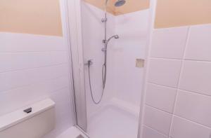 Moderne Ferienwohnung Erlebnisberg Winterberg 2 bis 4 Personen direkt am Skilift und Bikepark