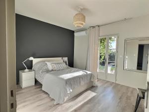 Villas bastide Uzes a pied Piscine vue imprenable Havre de paix : photos des chambres