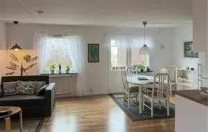 Cozy Apartment In Billdal With Wifi - Billdal