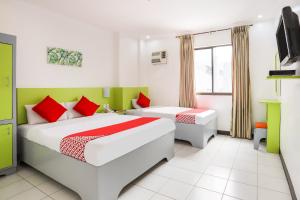 OYO 210 Apple Tree Suites