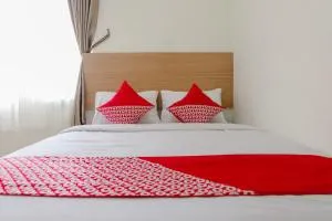 OYO 1247 Antosa Family Residence - Jember