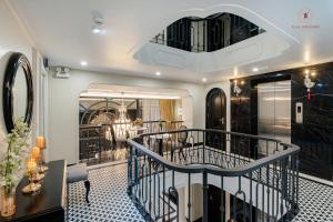 Ella Riverside Hotel