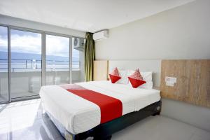 Collection O Gapura Hotel Near Parapat Penatapan Danau Toba