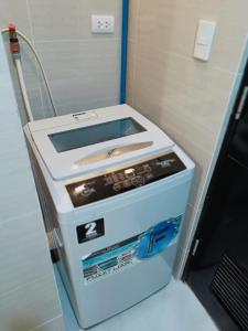 Budget Stay Across NAIA Terminal 3 C3-3G