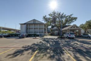 OYO Hotel Houston Katy Freeway