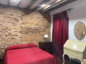 COZY BEDROOM WITH BATH, private entrance - Queens