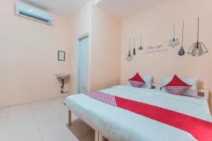 Super OYO 2034 Eden Guest House - Депок