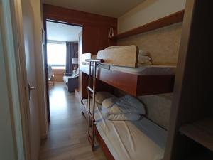 Superbe studio rénové 4 pers - Accès direct pistes - Balcon - FR-1-445-57