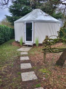Tentes de luxe Yourte de deconnexion chauffage climatisation : photos des chambres