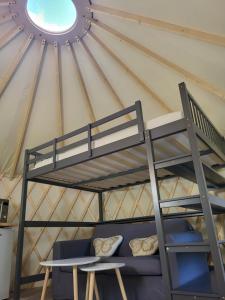 Tentes de luxe Yourte de deconnexion chauffage climatisation : photos des chambres
