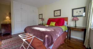 Outstanding quality secluded country cottage