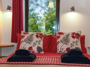 Ash Lodge - Hw7442