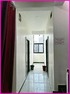 HOTEL PREMIUM SHRI PRABHU DHAM Near Temple VRINDAVAN