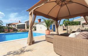 Stunning Home In Hrboki