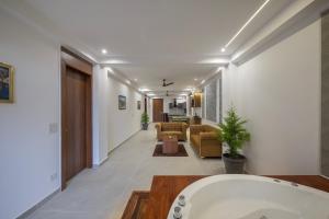 Echron Luxury 2BHK Apartment with Jacuzzi