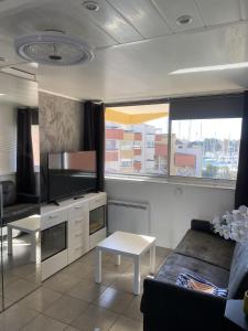 Studio Cabine Vue Port avec parking privé