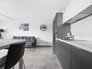 Appt 2 chambres, 3 étoiles, piscine, wifi, parking, clim