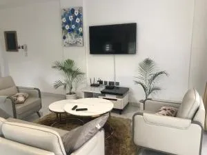 Greenwood place - Akkra