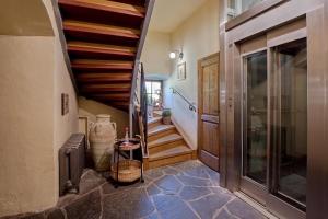 Dvůr Olšiny -Hotel and Horse-riding