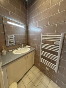 Maisons de vacances Maison Solognote pour 4 personnes a Pierrefitte sur Sauldre : photos des chambres