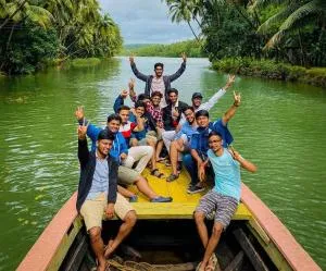 Sharavathi Retreat - Māvalli