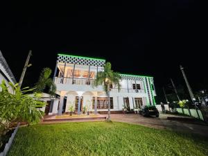 Humming Birds Suites - Ubytování bez kategorie ve městě Jápané