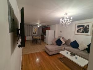 Prime Murray Hill 2 BR Gem