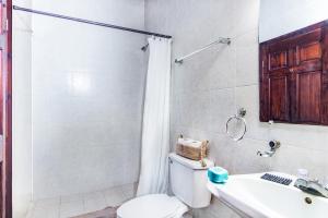 Tropical Sunset at Sunset Villas in West End