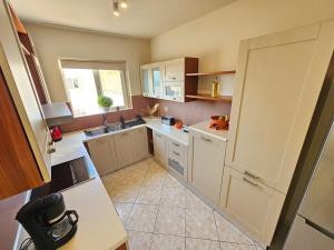 Infinity V - Spacious Family Apartment in Kos