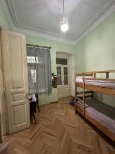 House in the city center, Vorontsov