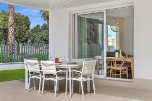 2BR Modern Apartment • Walk to Beach Torre del Mar