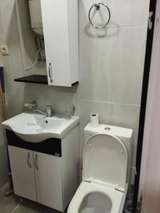 1-Room Avlabari House For Rent