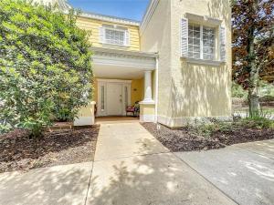 1300-3-SE-Condo at Reunion