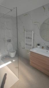 Appartements Superbe appartement 4 Pieces - Acces Piscine : Appartement